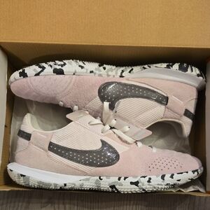 NikeStreetgato 'Pink Foam Camo'